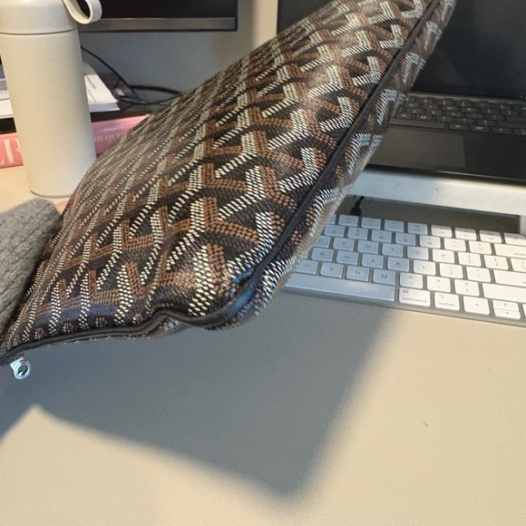 Goyard Large Pouch - Picture 5 of 8